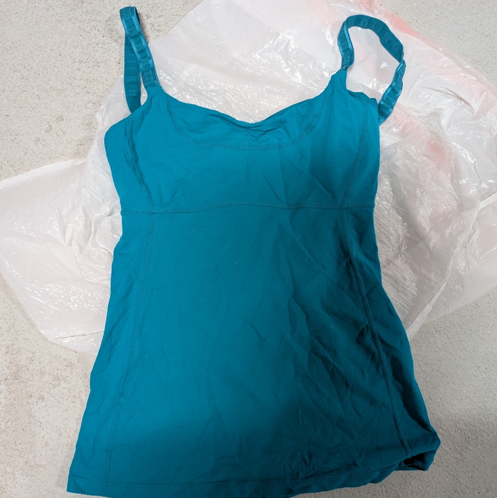Lululemon tank top